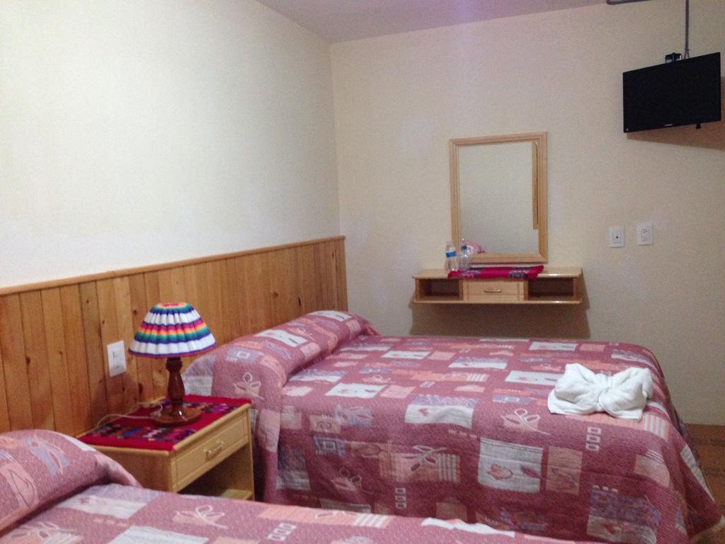 San Cristóbal de Las Casas Hotel Posada Las Rosas الغرفة الصورة